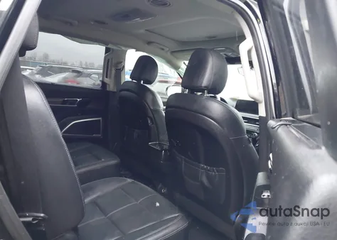 2021 Kia Telluride Ex z USA, uszkodzony, nr VIN 5XYP3DHC0MG117881